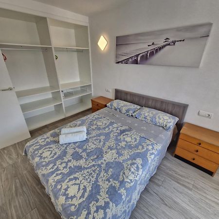 Apartamento Centrico En Салоу Екстериор снимка