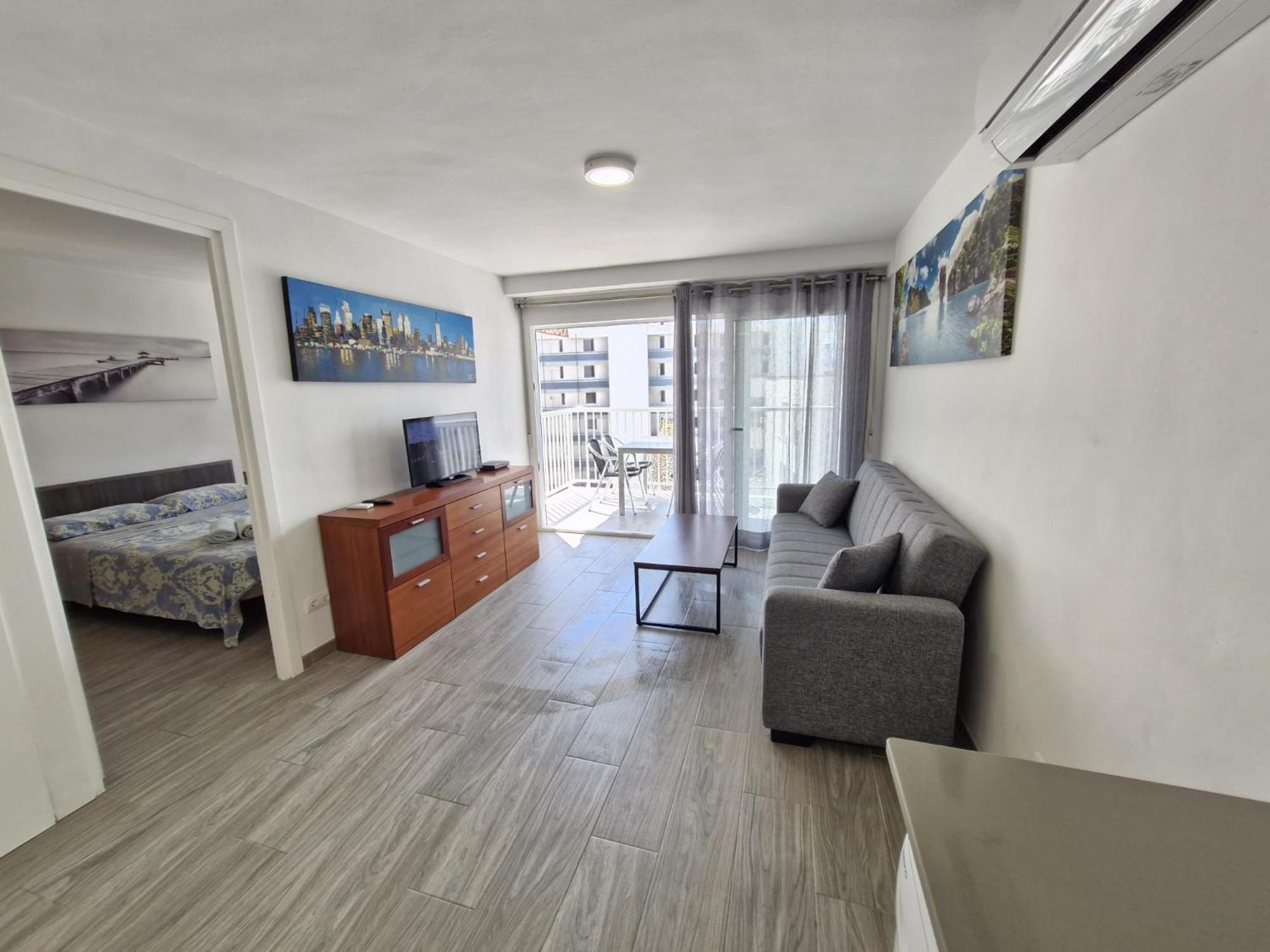 Apartamento Centrico En Салоу Екстериор снимка