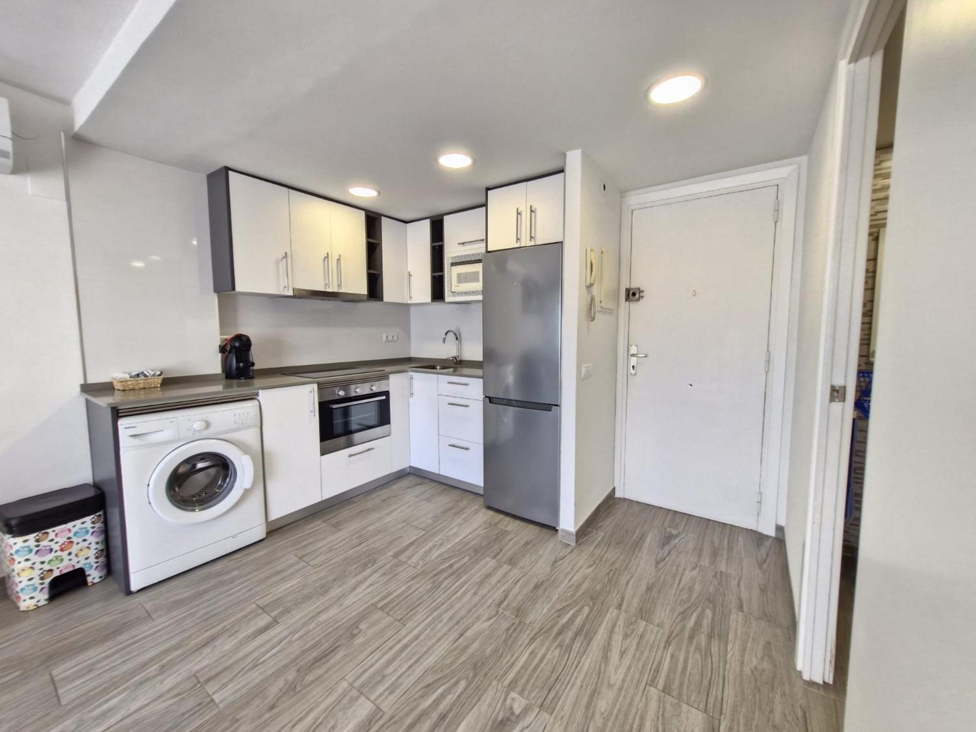 Apartamento Centrico En Салоу Екстериор снимка
